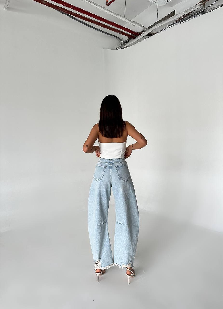 HIGH RISE BARREL FIT JEANS