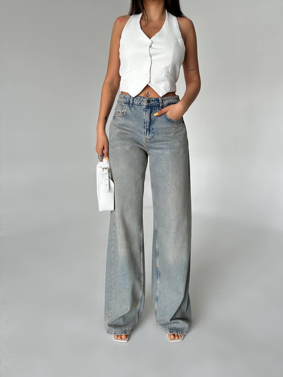 EXTRA WIDE LEG JEANS