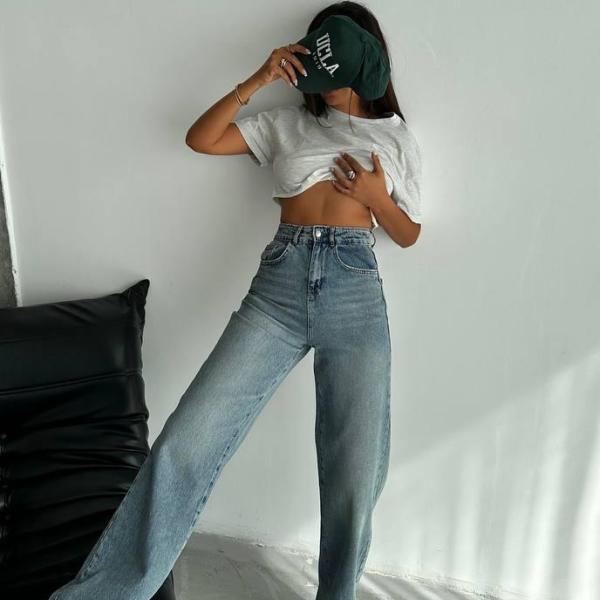 HIGH WAIST WIDE LEG JEANS